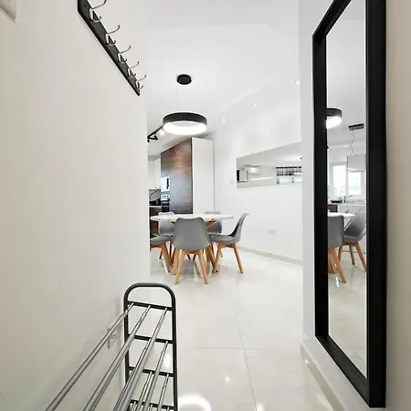 Valley View 1 아파트 루카